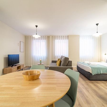 On The Square Studio - City Center By House And People Braga Exteriör bild