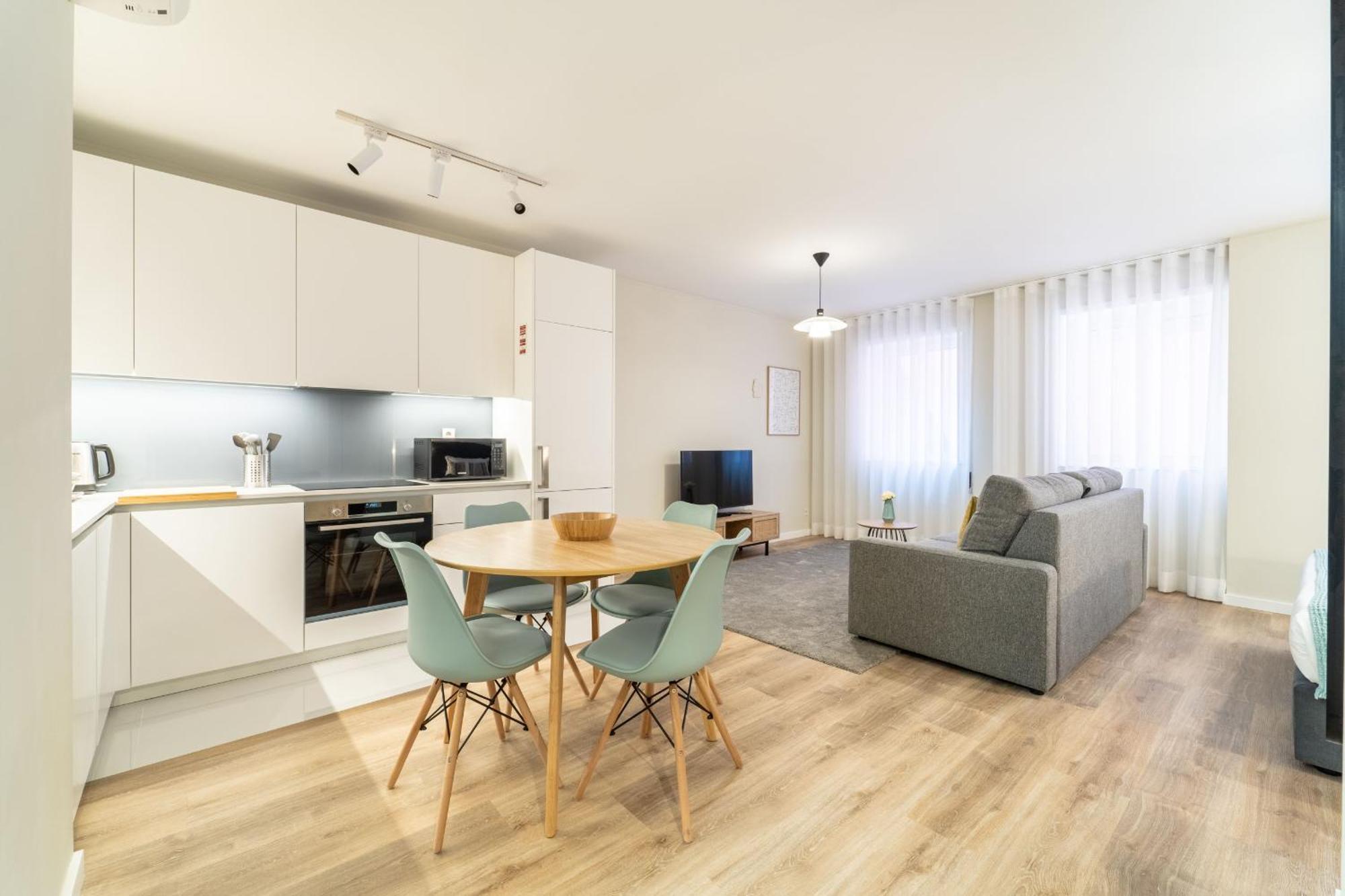 On The Square Studio - City Center By House And People Braga Exteriör bild