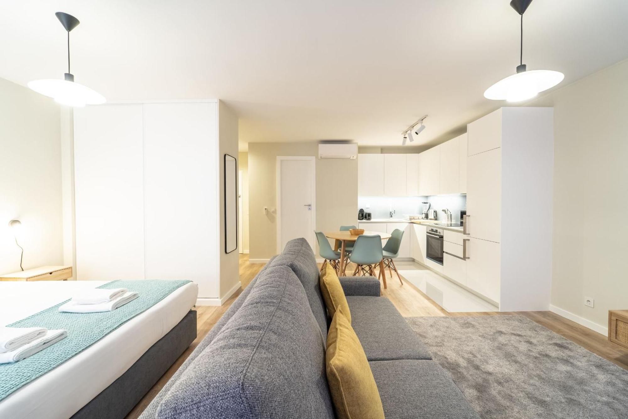 On The Square Studio - City Center By House And People Braga Exteriör bild